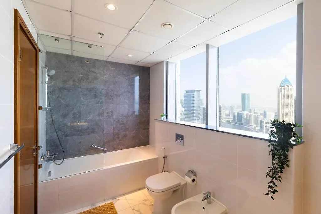 Burj Khalifa View Apartment In Business Bay Dubai 0*,